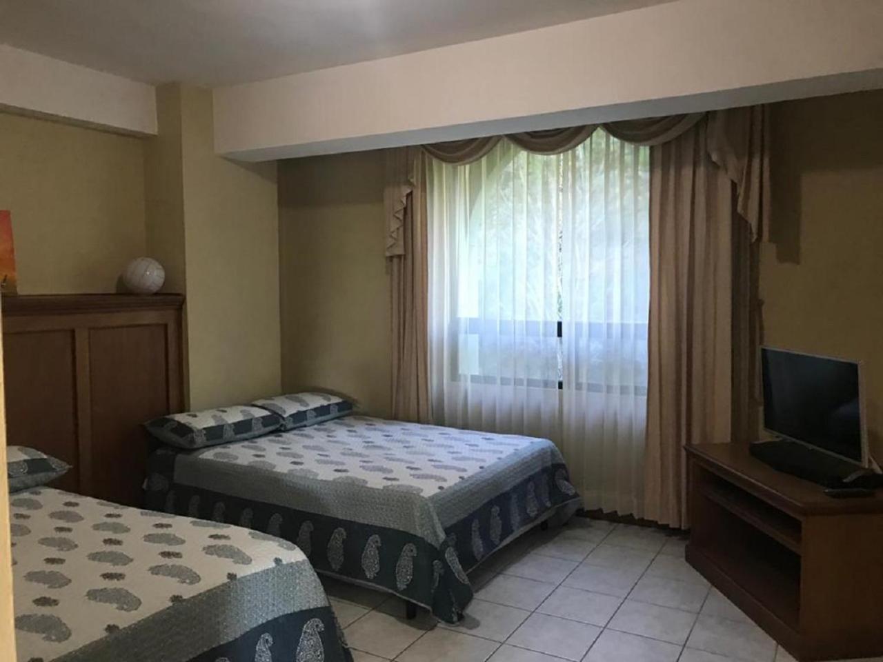 Apartamento Torres De Atitlan Панахачел Екстериор снимка